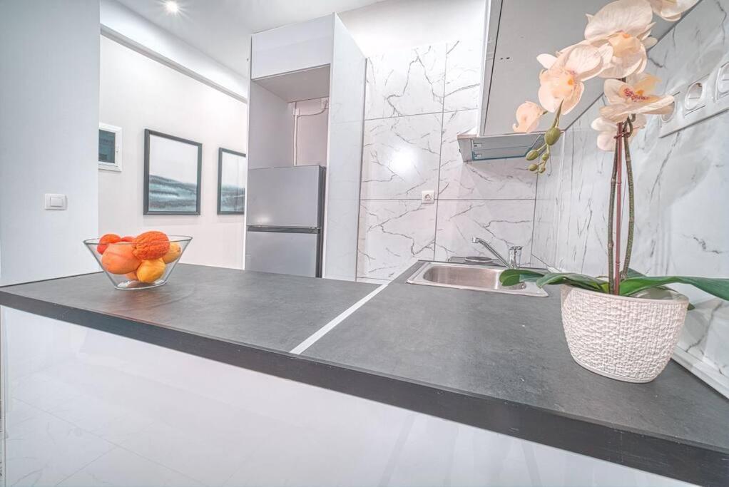 Ferienwohnung Εστία 10 Λεπτά Από Την Ακρόπολη Athen Exterior foto